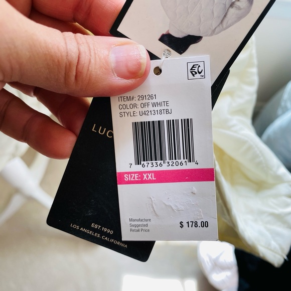 Lucky Brand lightweight quilted jacket in off-white. - Picture 9 of 10